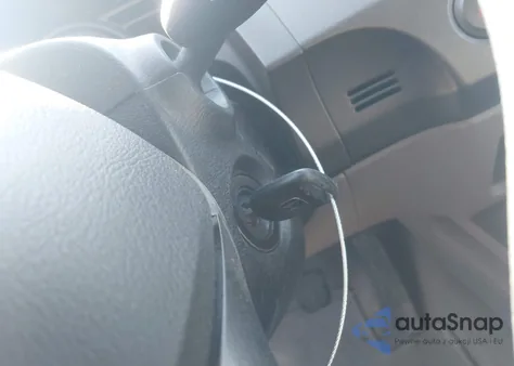 2006 Honda Civic Dx from USA, damaged, VIN 2HGFA15286H515227